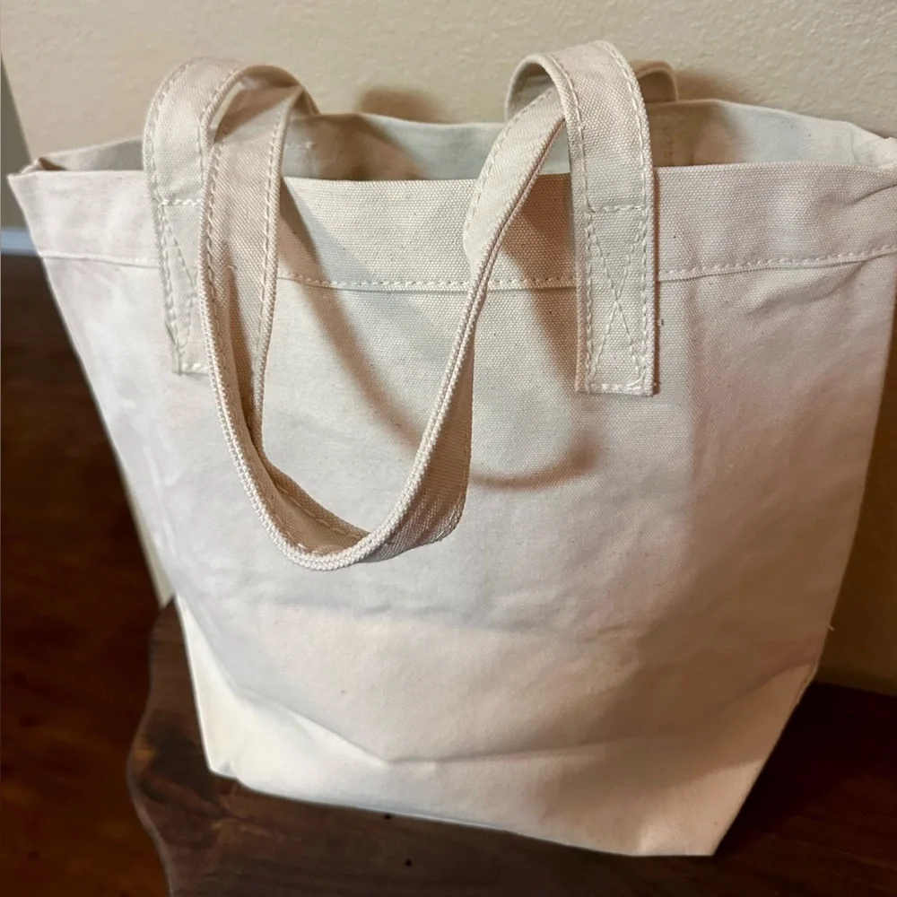 Michael Kors XOXO Canvas Tote Bag – Cream; New Without Tags - Picture 6 of 7